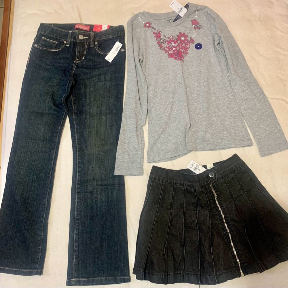 Girl’s clothes
